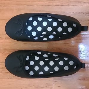 H&M Black Leather Ballet Flats in Toddler size 10.5